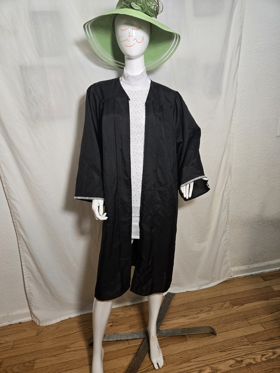 Gradois Black Graduation Gown,with Bling!! - Picture 2 of 6